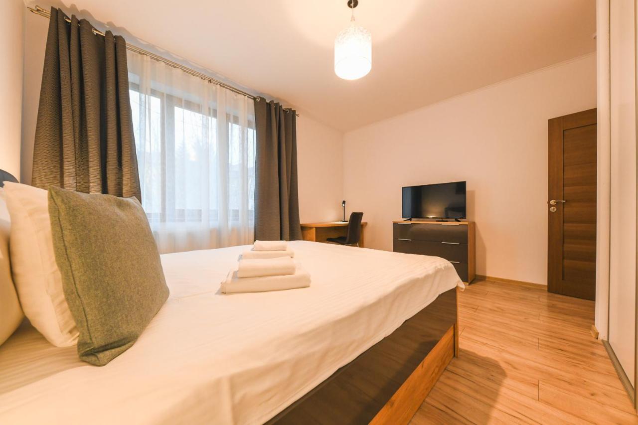 Spacious And Quiet 2 Bedroom Apartment Kolozsvár Kültér fotó