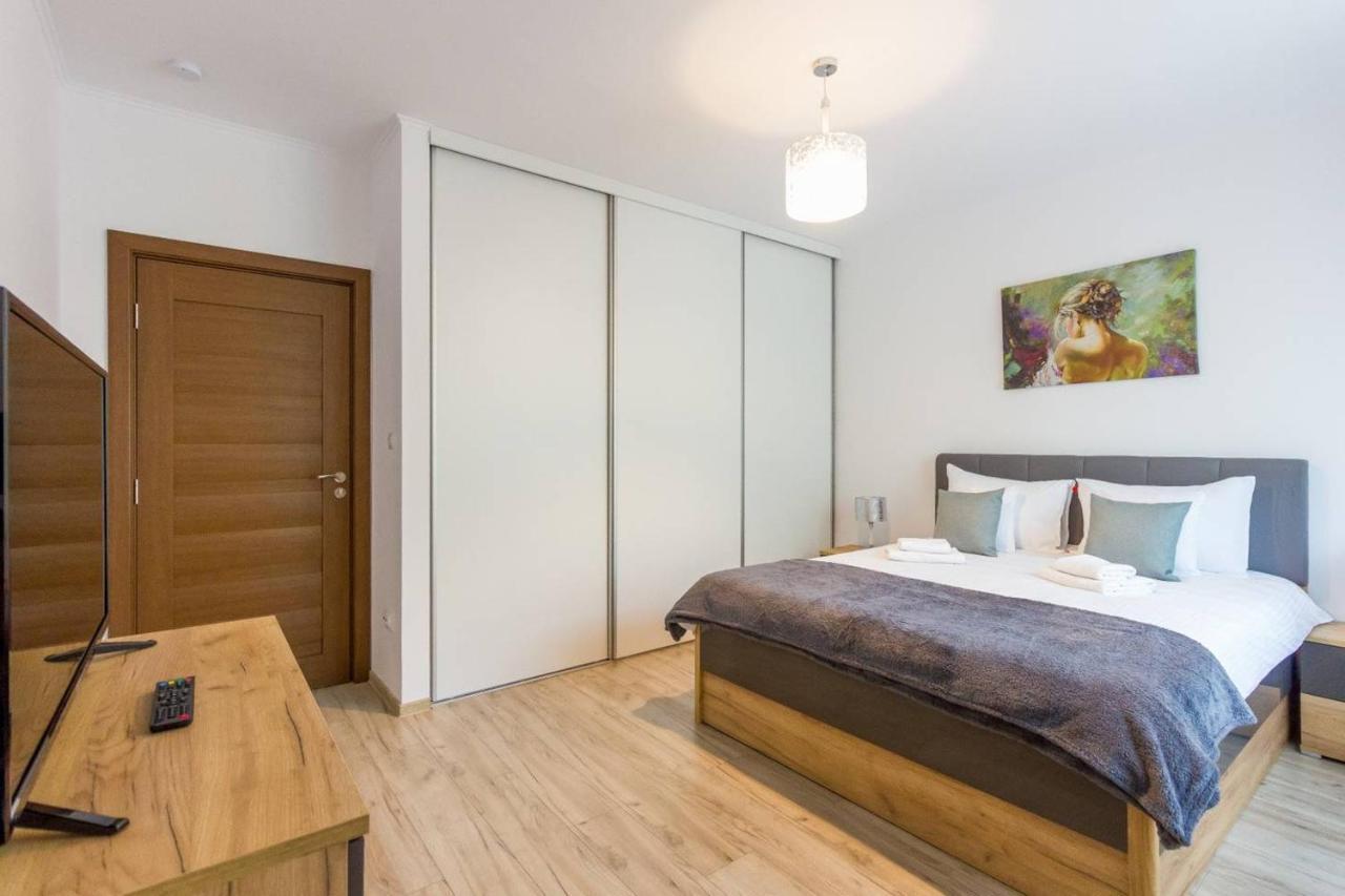 Spacious And Quiet 2 Bedroom Apartment Kolozsvár Kültér fotó
