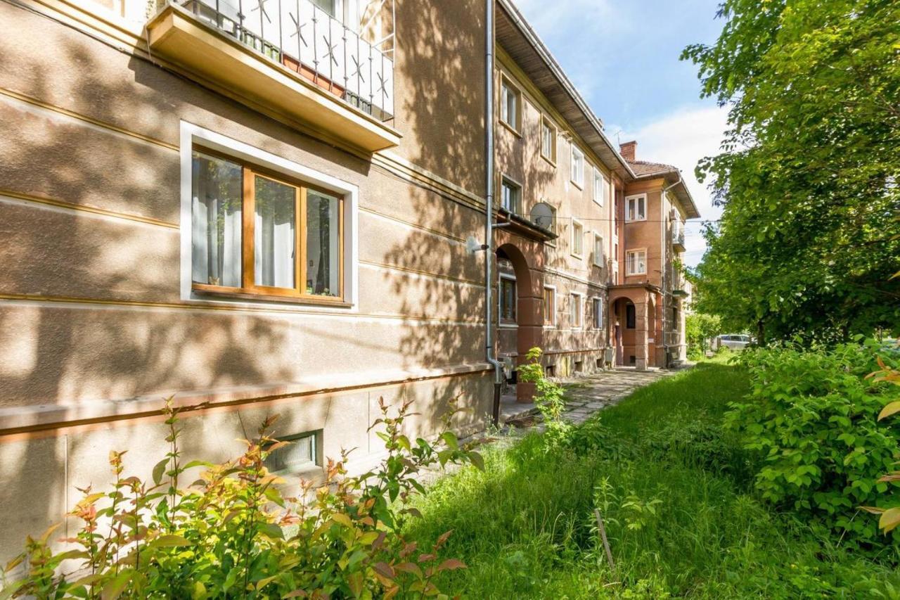 Spacious And Quiet 2 Bedroom Apartment Kolozsvár Kültér fotó