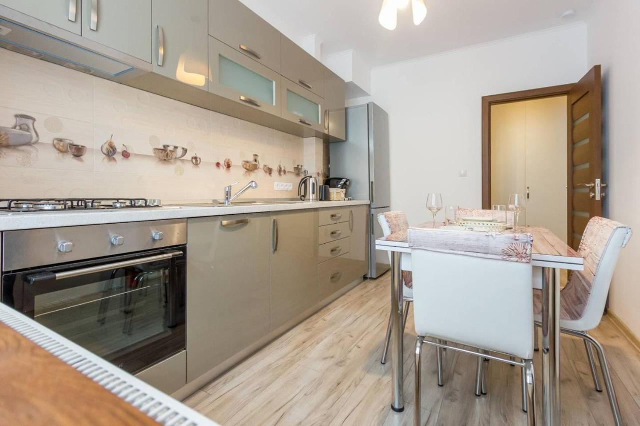 Spacious And Quiet 2 Bedroom Apartment Kolozsvár Kültér fotó