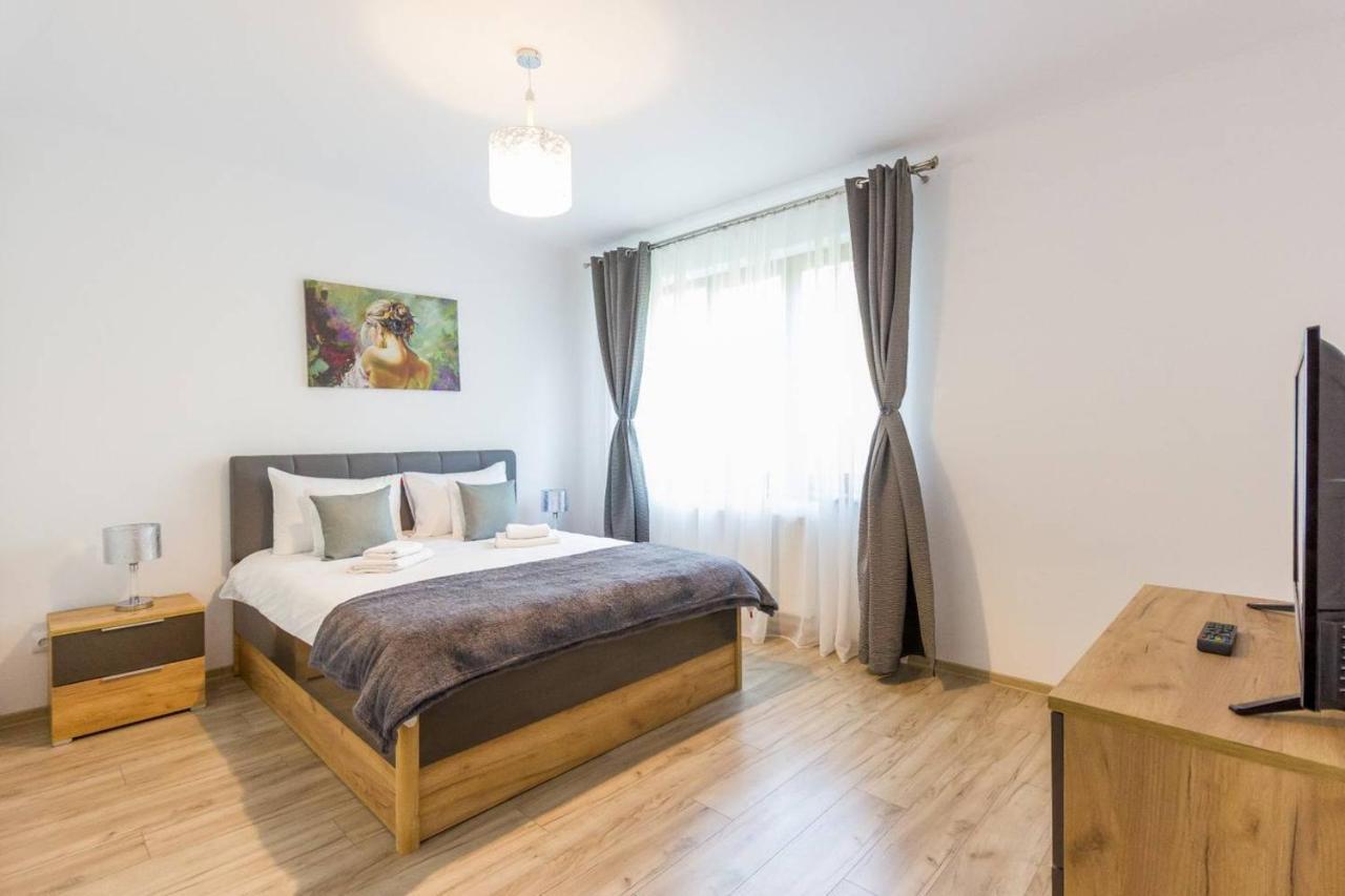 Spacious And Quiet 2 Bedroom Apartment Kolozsvár Kültér fotó